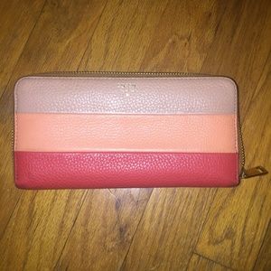 Fossil • Sydney Zip Around Wallet